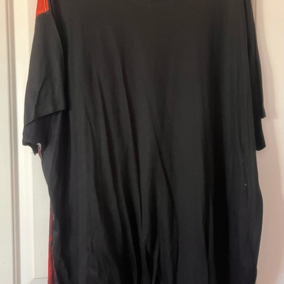 Star Trek Graphic 3X Shirt - Red and Black Vintage Tee - Picture 4 of 6